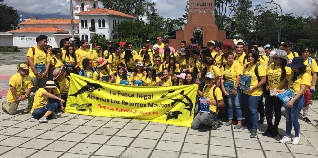 Costa Rica marcha contra la pesca ilegal